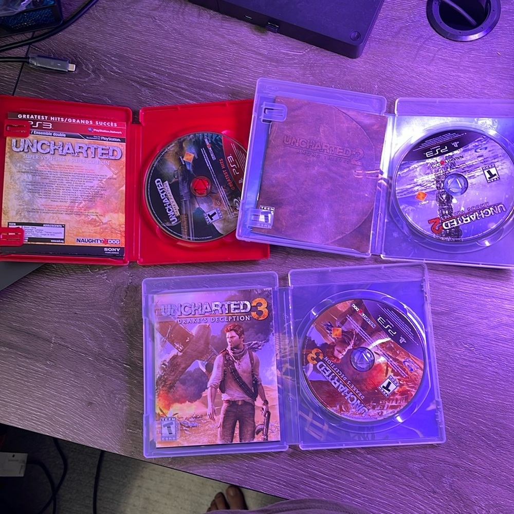 Uncharted Drakes Fort., Uncharted 2 Among Thie. , Uncharted 3 Drakes Dec. Bundle